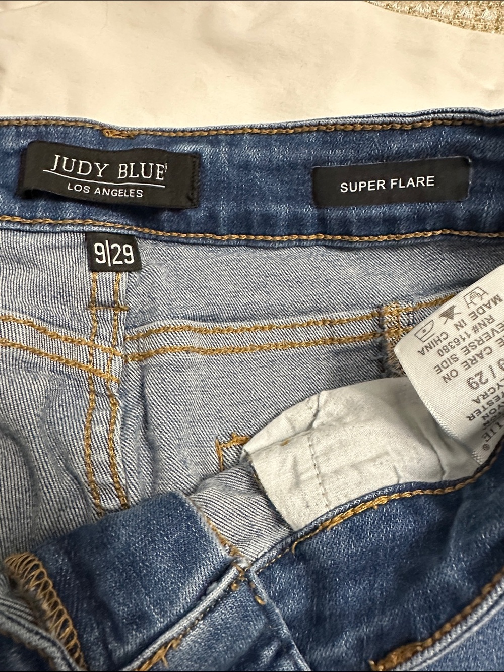 Judy Blue Medium Blue High-Rise Flare Jeans with Center Seam - Picture 7 of 8